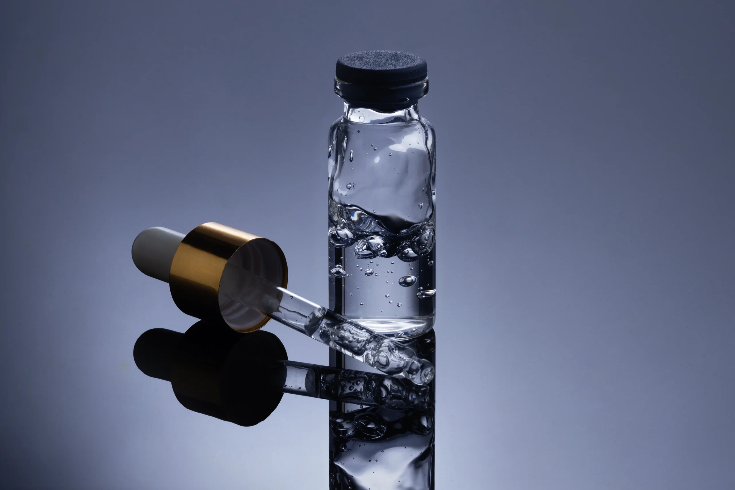 close-up-hyaluronic-acid-tratment